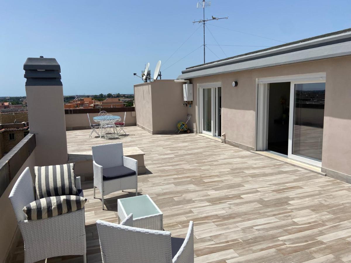 Attico Panoramico Luxury Roma Apartment Exterior photo